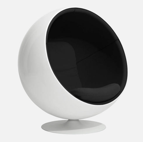 Eero Aarnio Originals Ball Chair